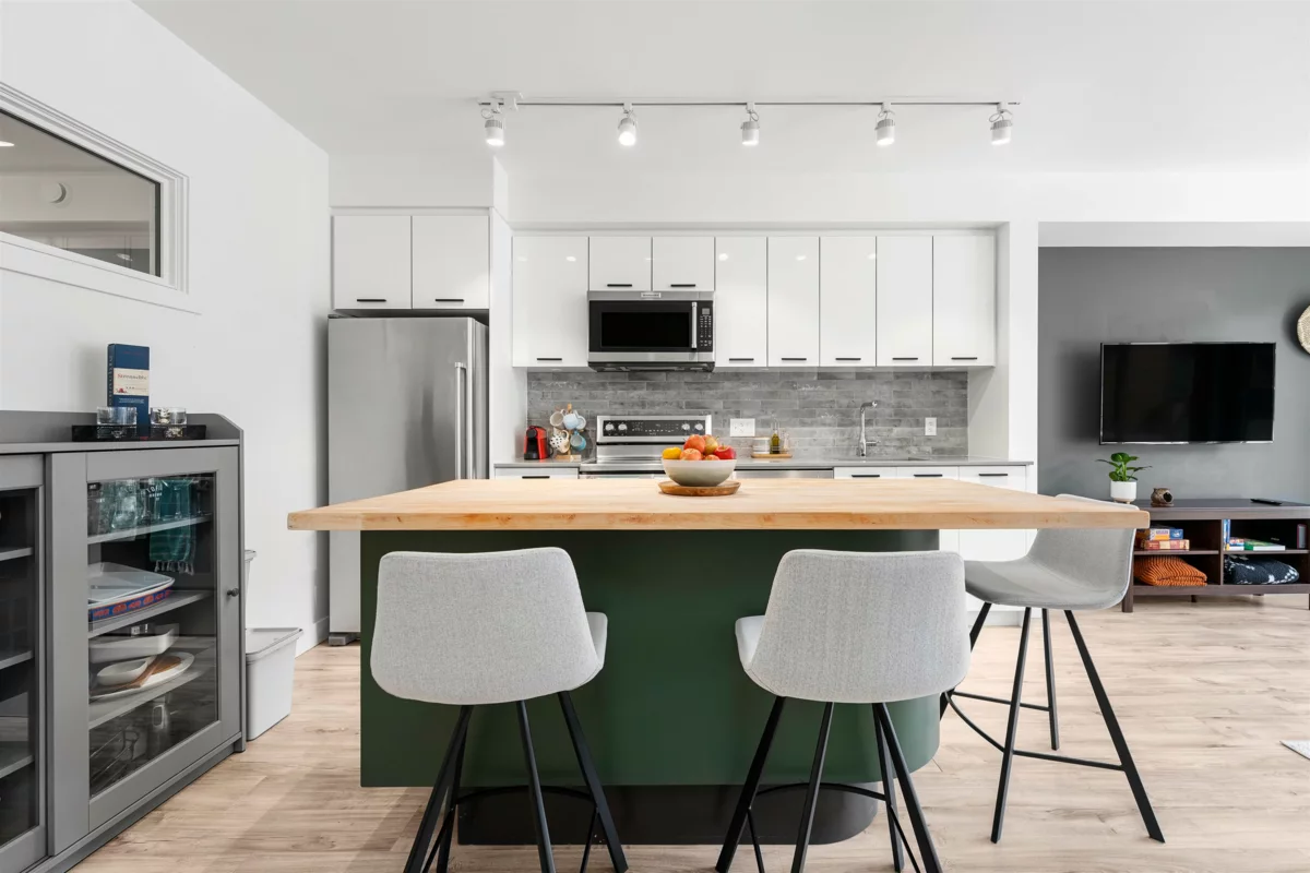 Exterior Rear Photo of 509 38013 Third Avenue, Squamish, BC