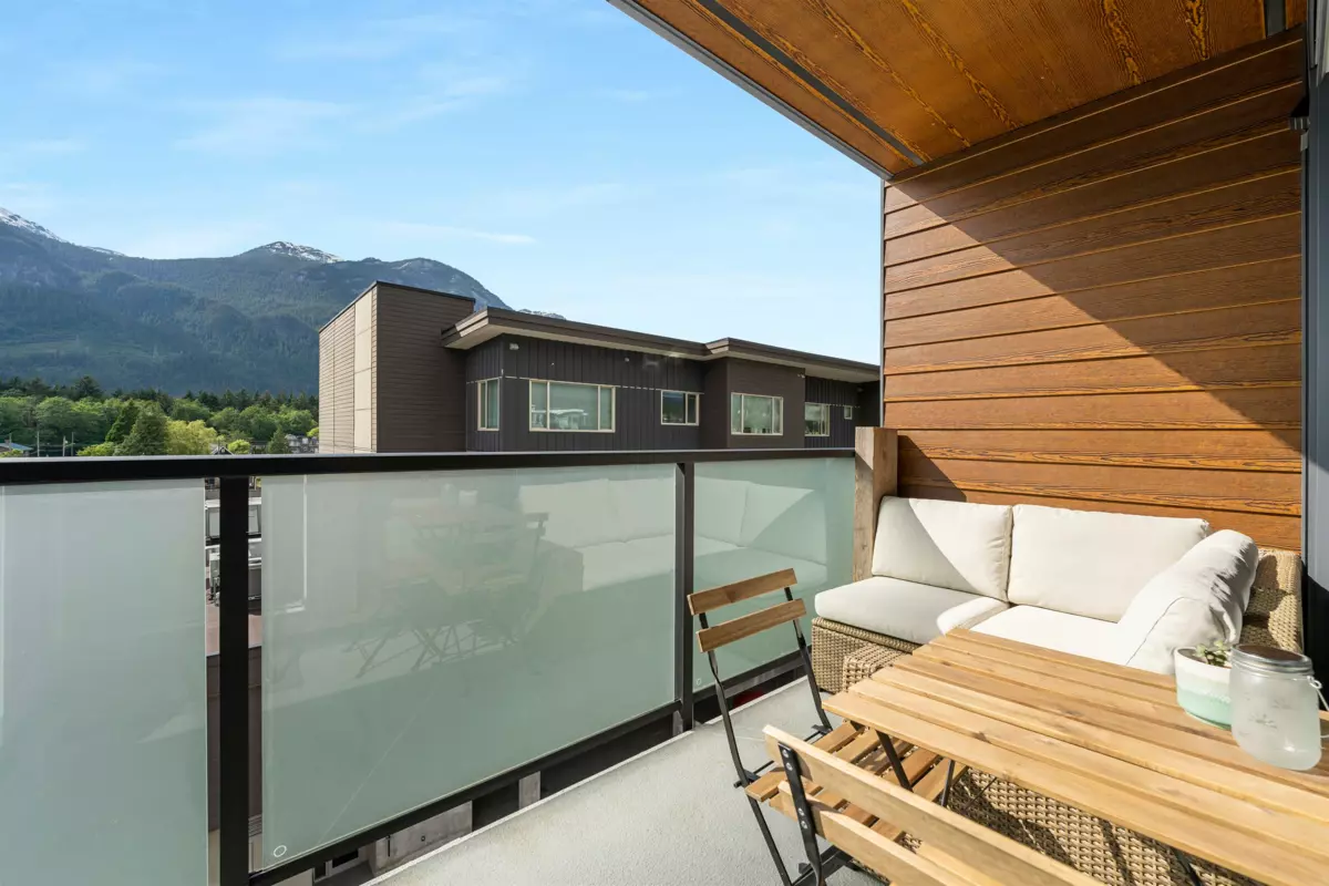 Office / Den Photo of 509 38013 Third Avenue, Squamish, BC