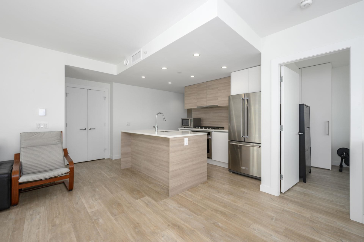 Dining Area Photo of 407 525 Foster Avenue, Coquitlam, BC