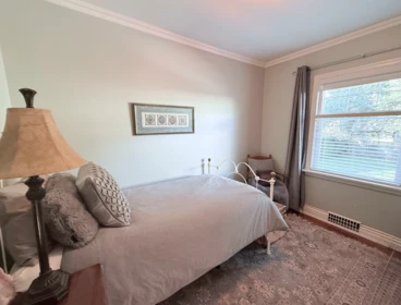 Office / Den Photo of 680 Thompson Avenue, Coquitlam, BC