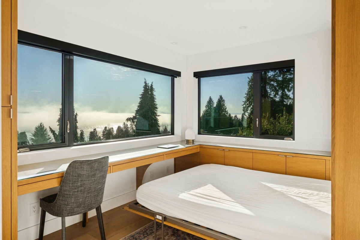 Outdoor Deck Photo of 2678 Mathers Avenue, West Vancouver, BC
