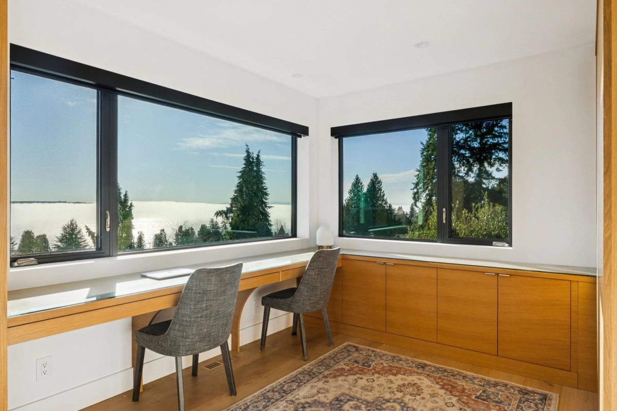 Outdoor Patio Photo of 2678 Mathers Avenue, West Vancouver, BC