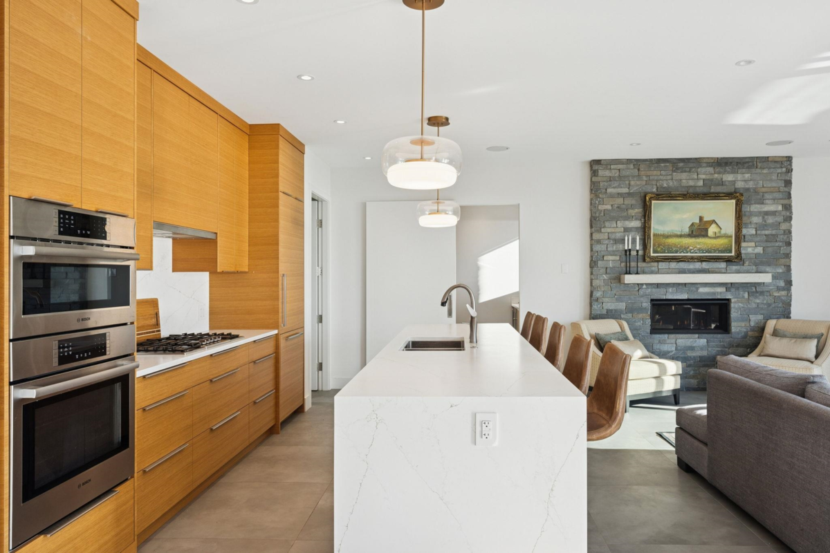 Primary Bedroom Photo of 2678 Mathers Avenue, West Vancouver, BC