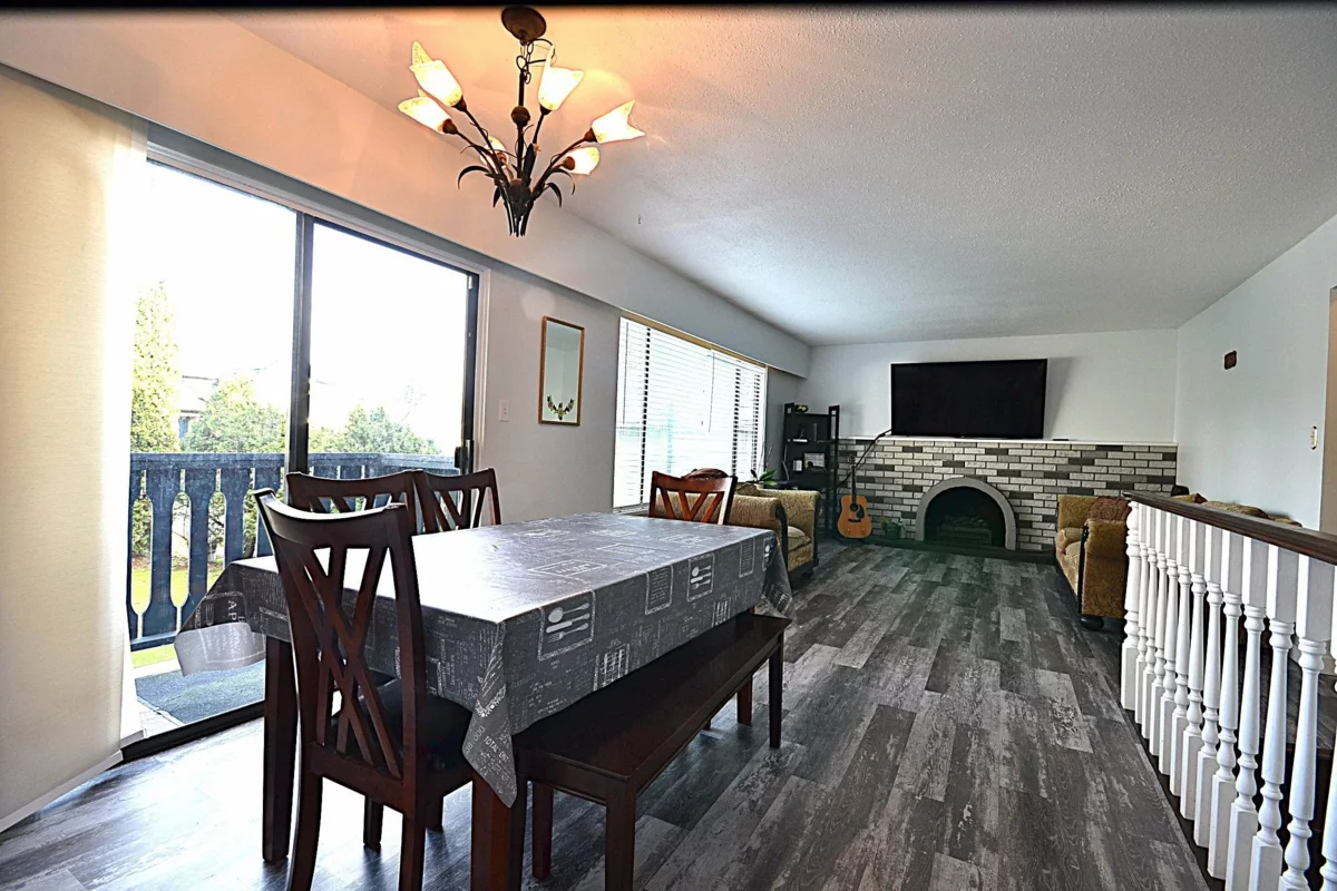 Staircase Photo of 3141 Raleigh Street, Port Coquitlam, BC