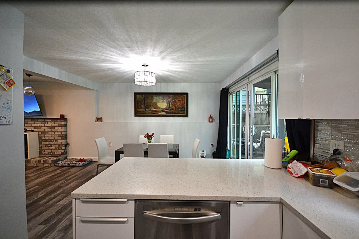 Walk-In Closet Photo of 3141 Raleigh Street, Port Coquitlam, BC