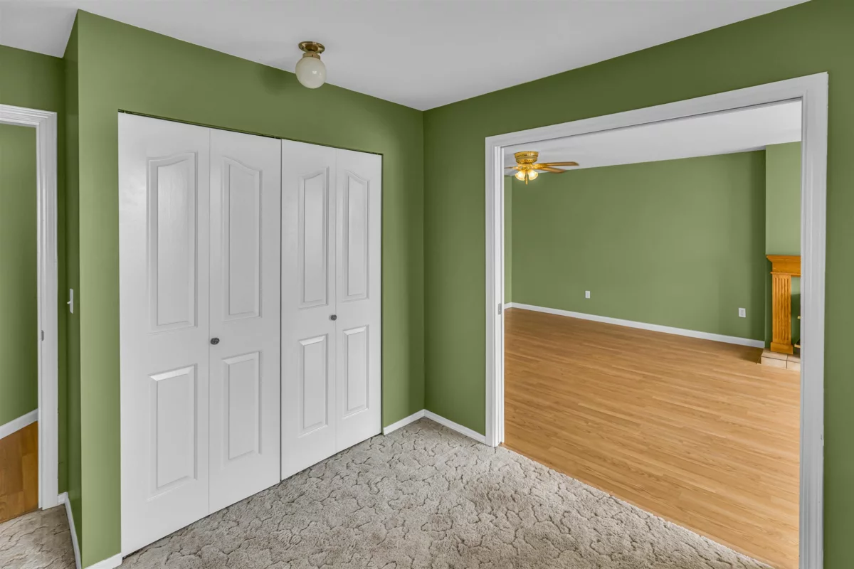 Office / Den Photo of 204 45660 Knight Road, Sardis, BC