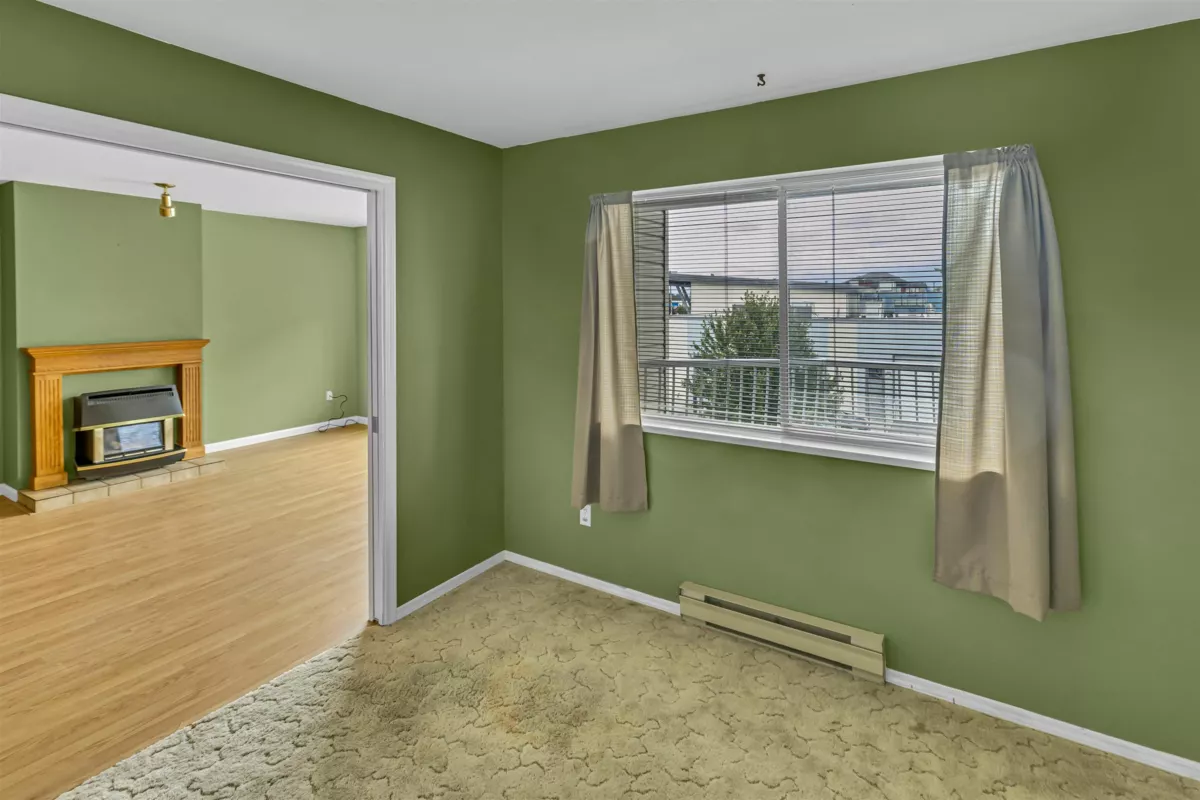 Powder Room Photo of 204 45660 Knight Road, Sardis, BC