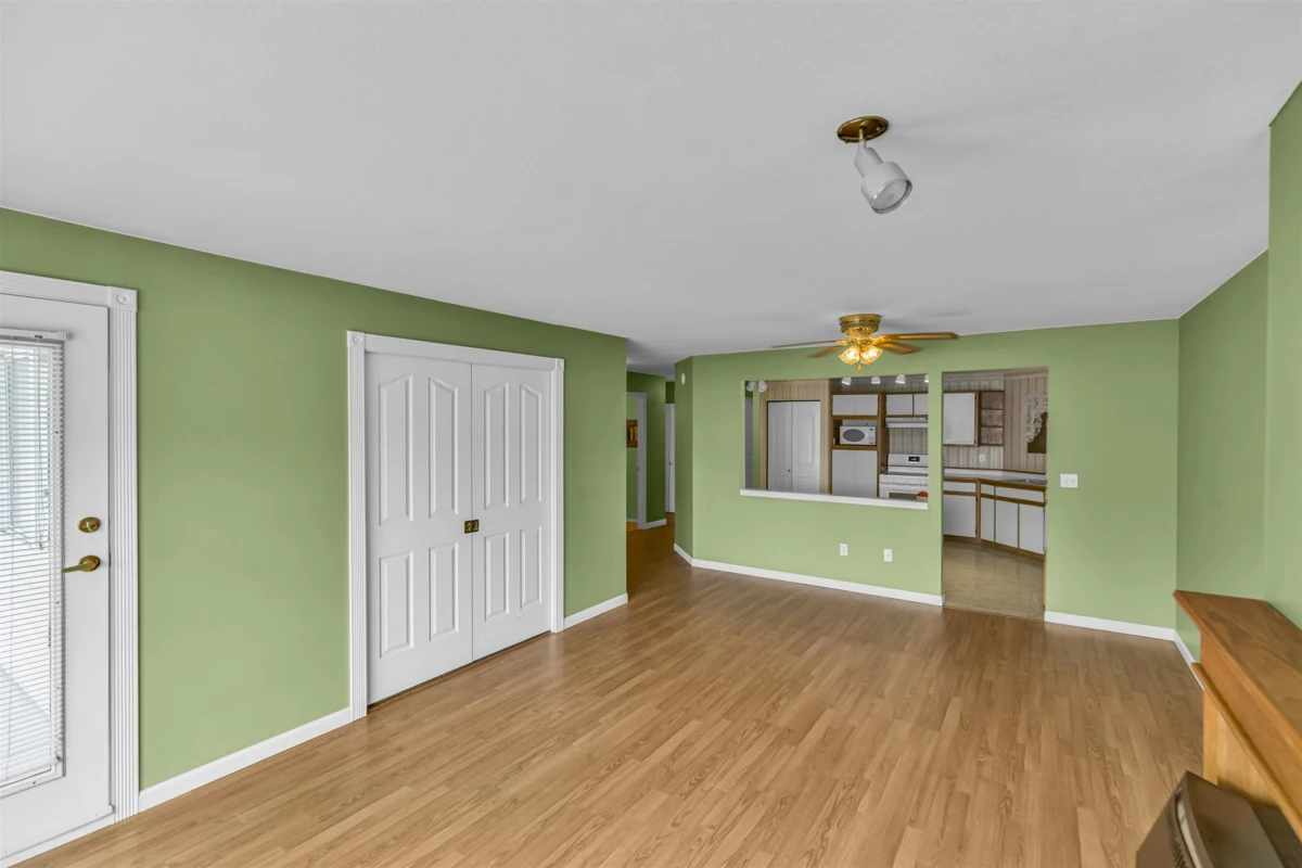 Primary Bedroom Photo of 204 45660 Knight Road, Sardis, BC