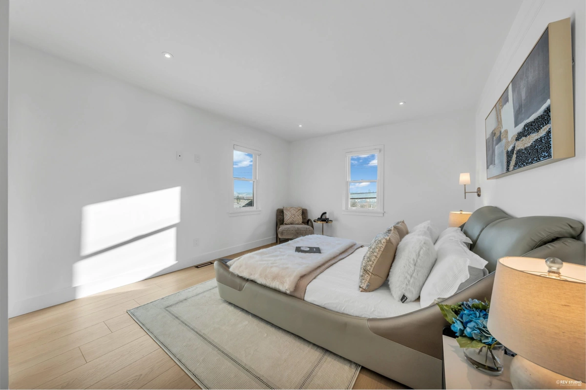 Guest Bathroom Photo of 103 1125 Cartier Avenue, Coquitlam, BC