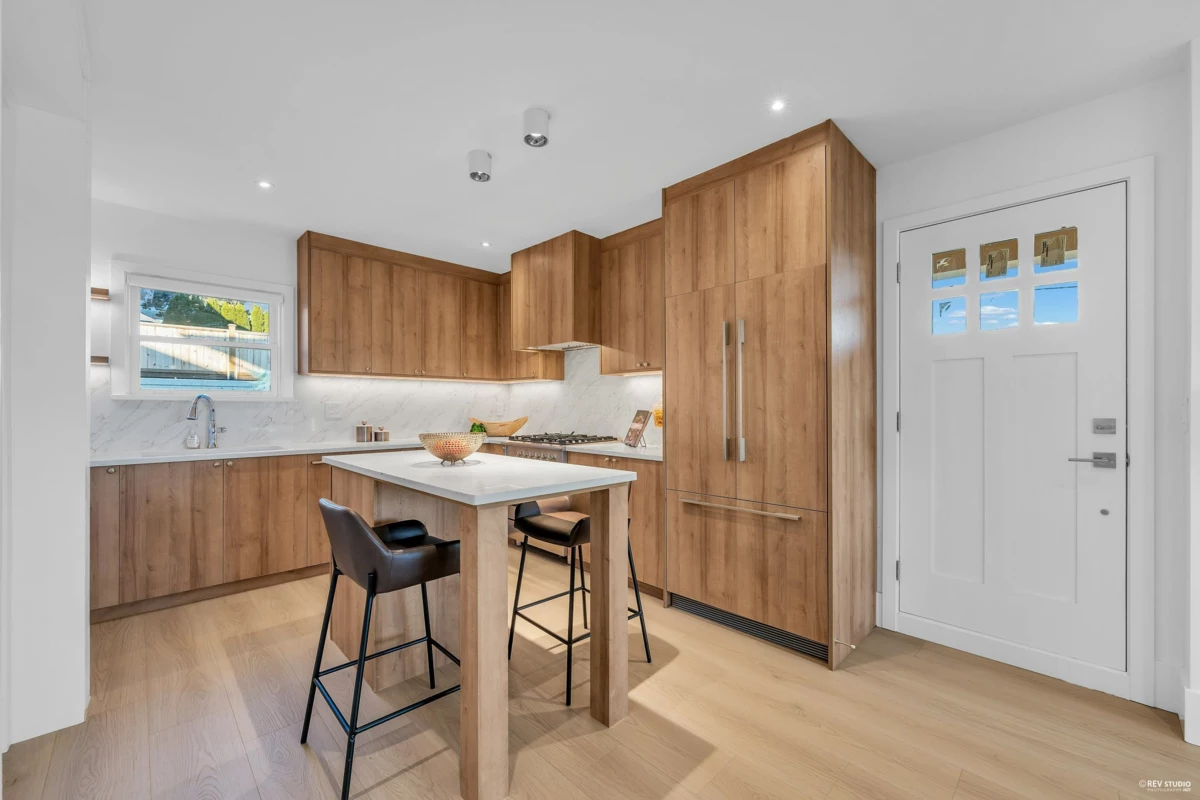 Primary Bedroom Photo of 103 1125 Cartier Avenue, Coquitlam, BC