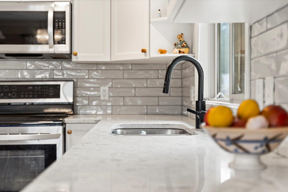 Bedroom 2 Photo of 72 46000 Thomas Road, Chilliwack, BC