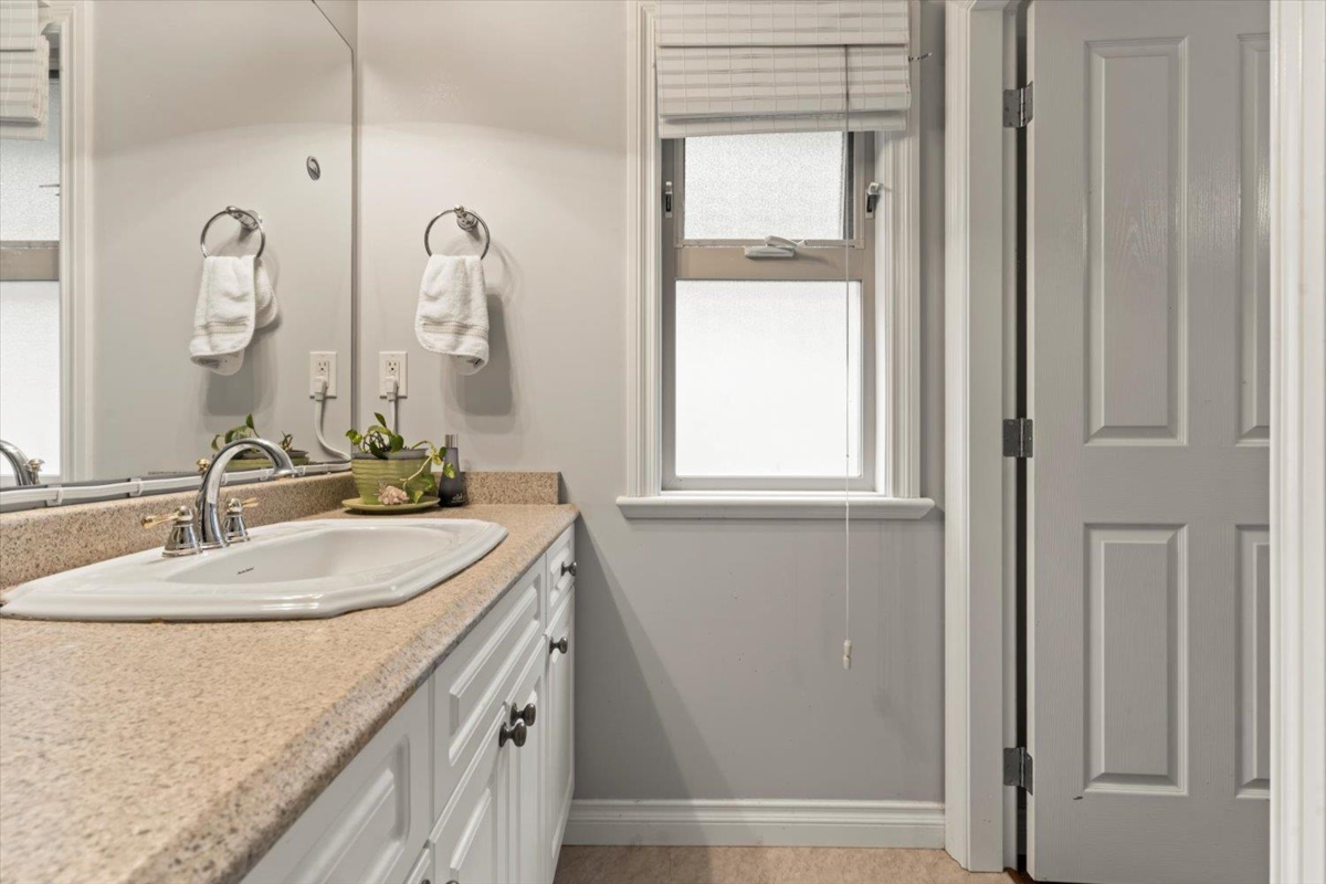 Loft / Bonus Room Photo of 72 46000 Thomas Road, Chilliwack, BC