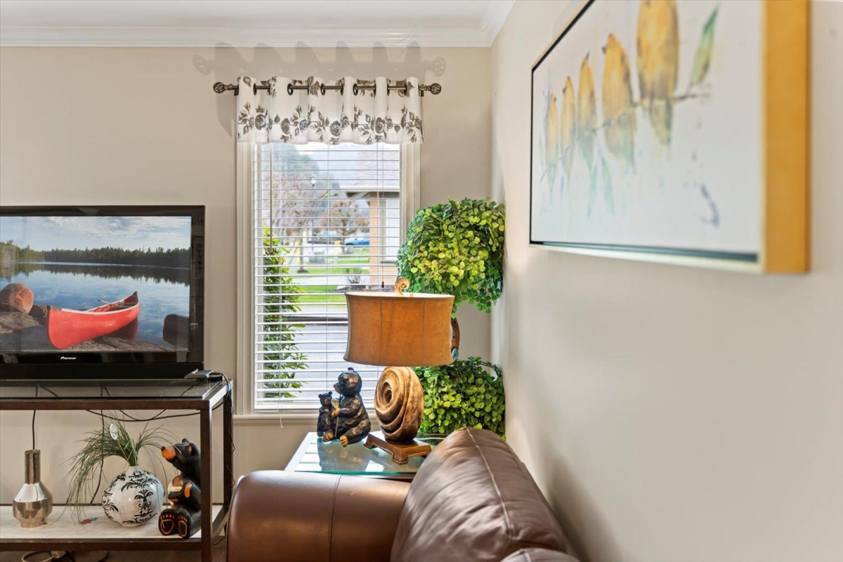 Pantry Photo of 72 46000 Thomas Road, Chilliwack, BC