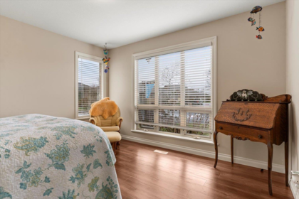 Staircase Photo of 72 46000 Thomas Road, Chilliwack, BC