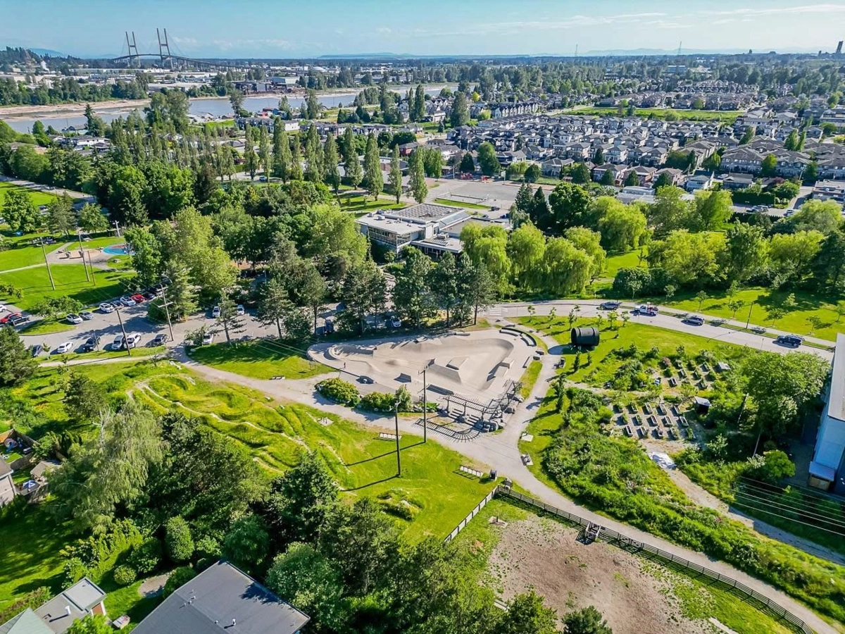Kitchen Photo of 231 Lawrence Street, New Westminster, BC