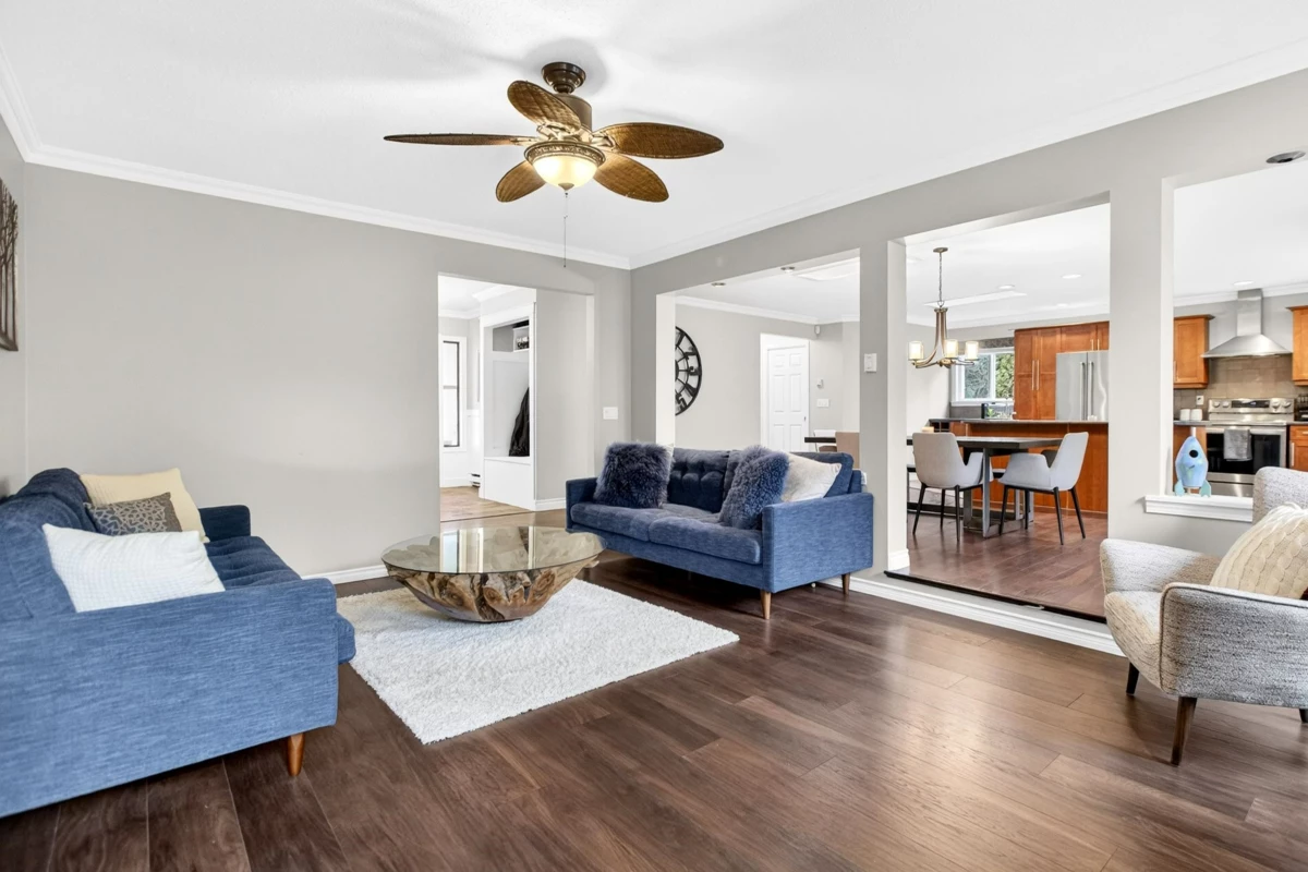 Breakfast Nook Photo of 19712 49th Avenue, Langley, BC