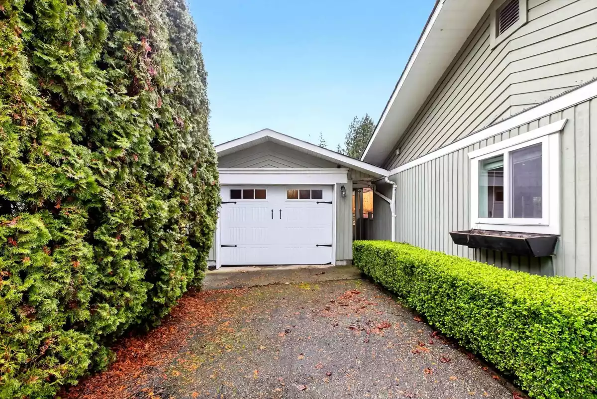 Garden / Landscaping Photo of 19712 49th Avenue, Langley, BC