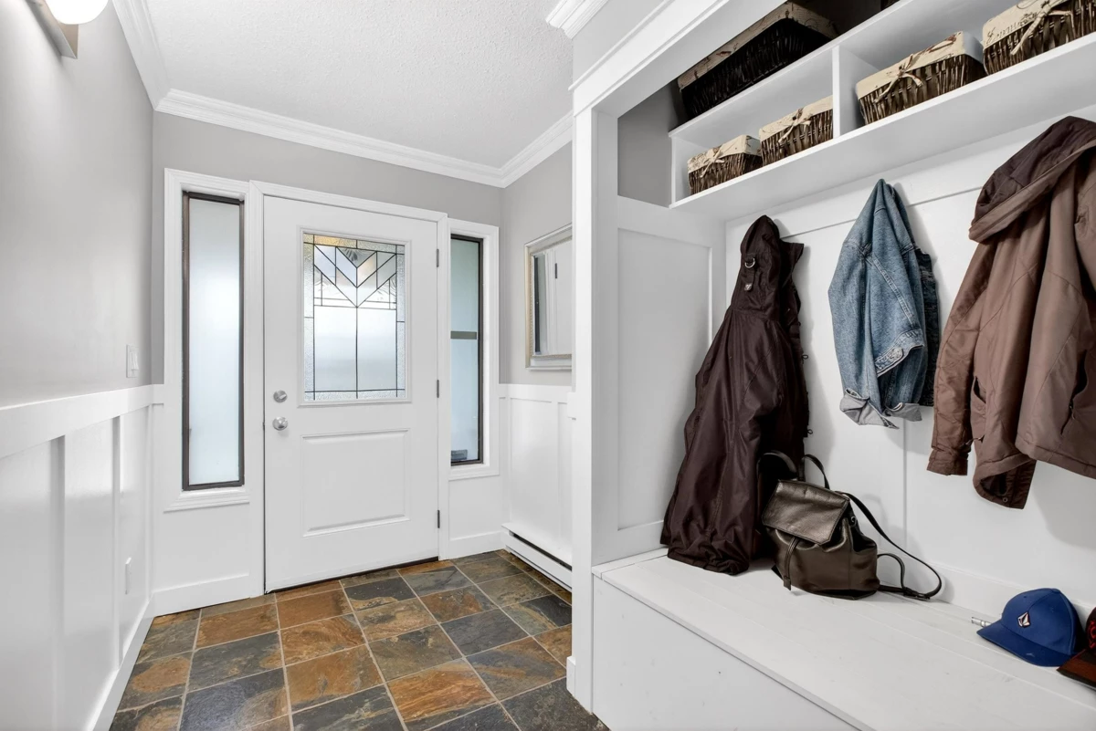 Living Room Photo of 19712 49th Avenue, Langley, BC