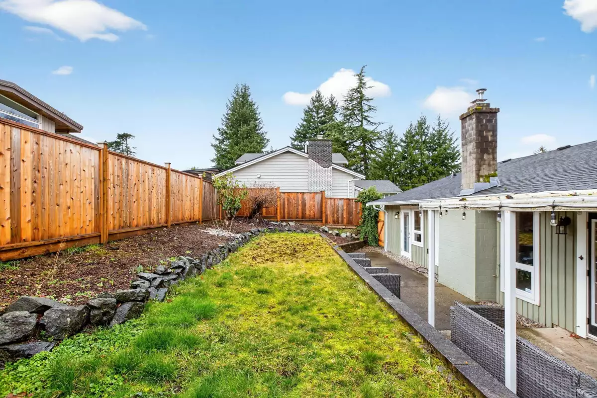 Outdoor Kitchen Photo of 19712 49th Avenue, Langley, BC