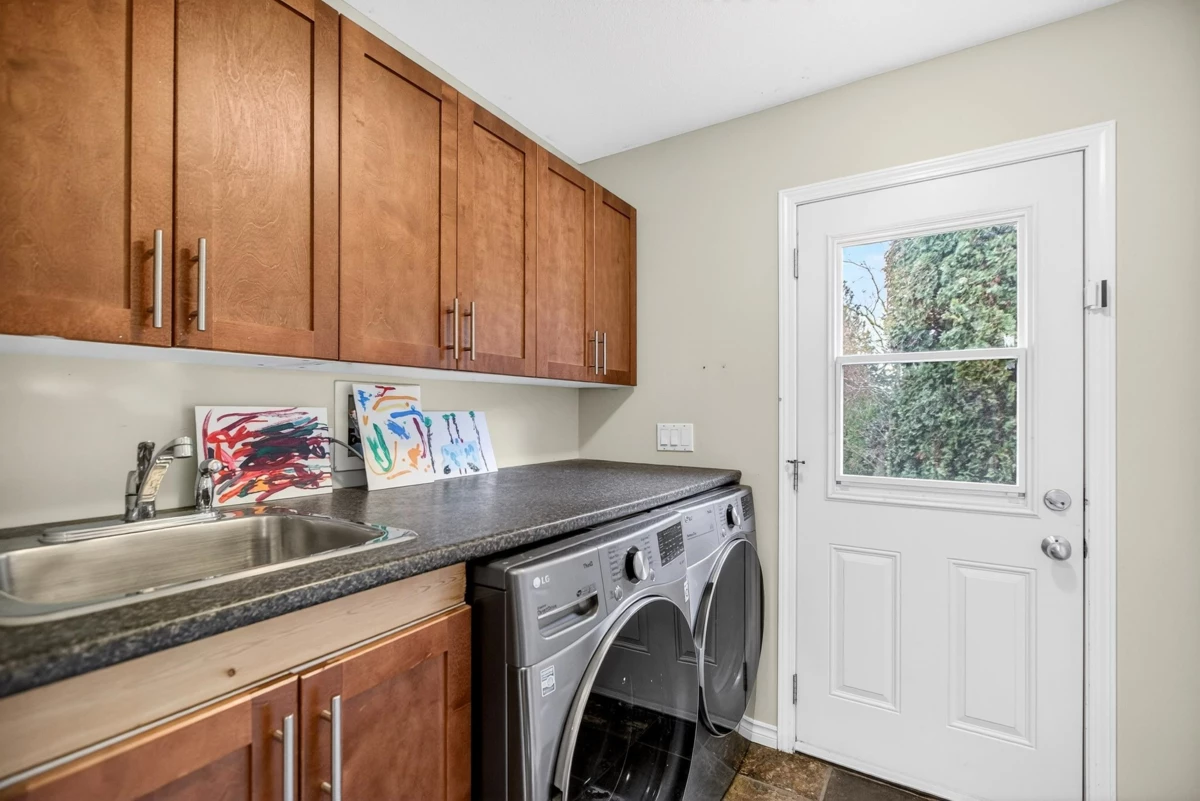 Outdoor Patio Photo of 19712 49th Avenue, Langley, BC