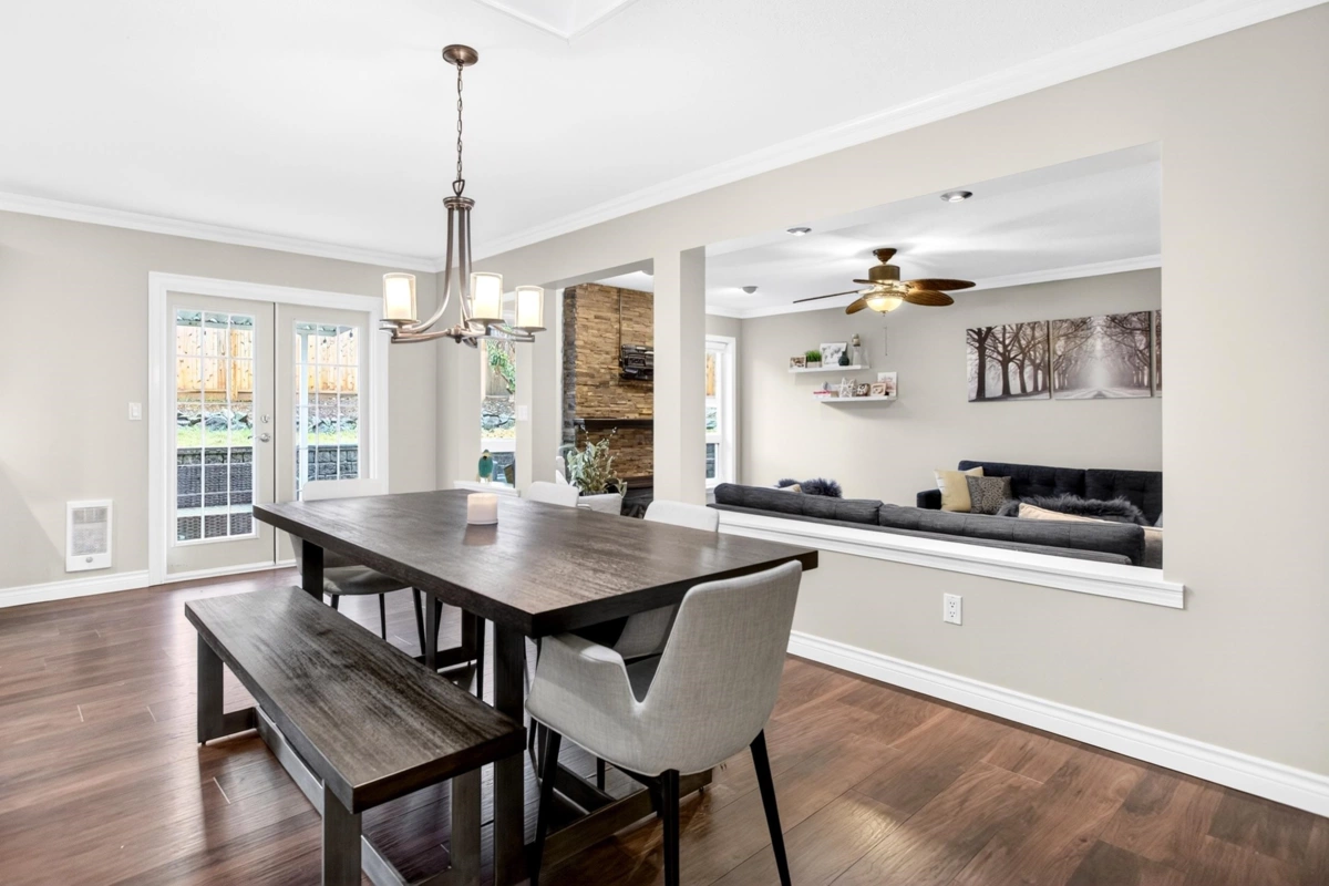 Walk-In Closet Photo of 19712 49th Avenue, Langley, BC
