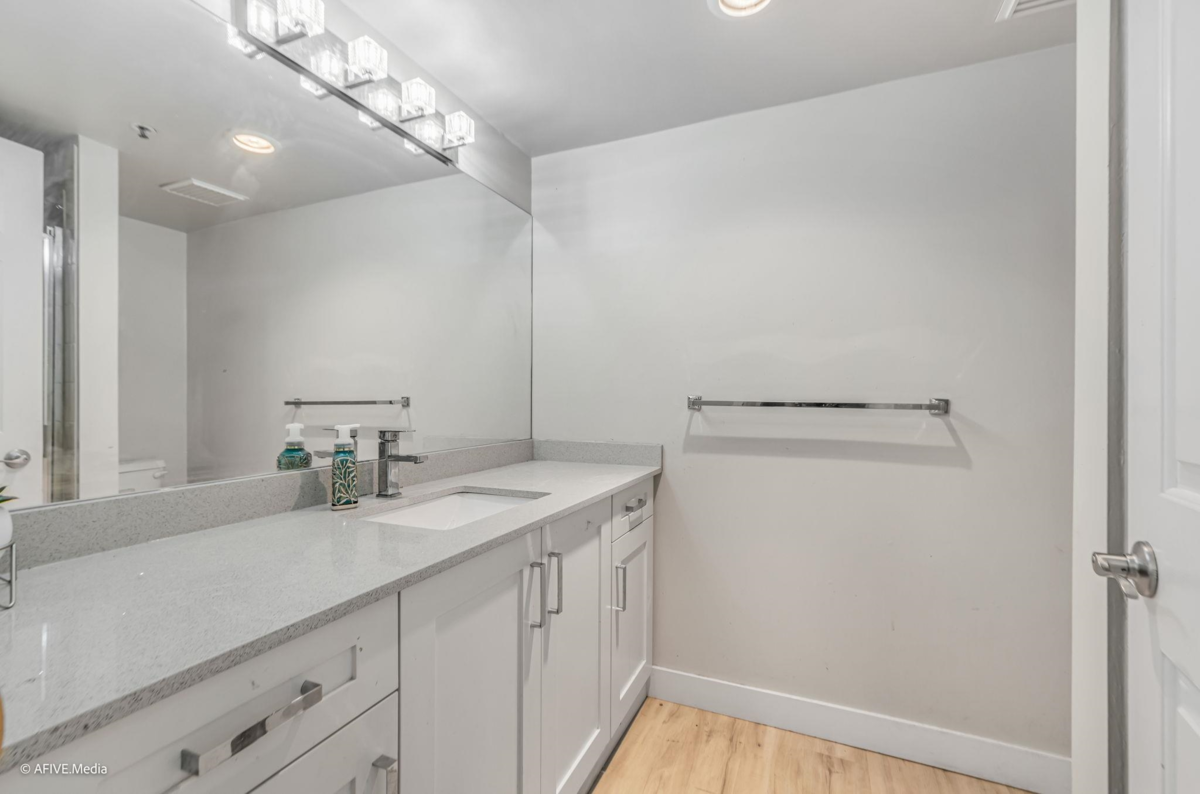 Basement Recreation Room Photo of 223 12101 80 Avenue, Surrey, BC