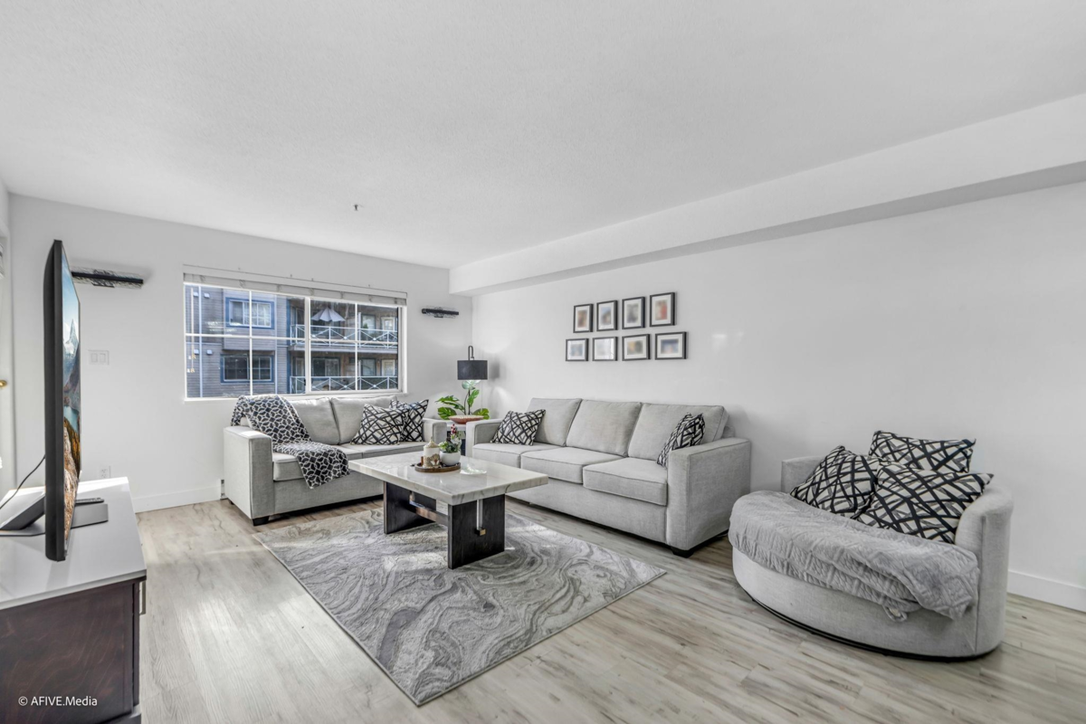 Kitchen Island Photo of 223 12101 80 Avenue, Surrey, BC