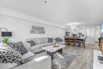 Front exterior of 223 12101 80 Avenue, Surrey, BC