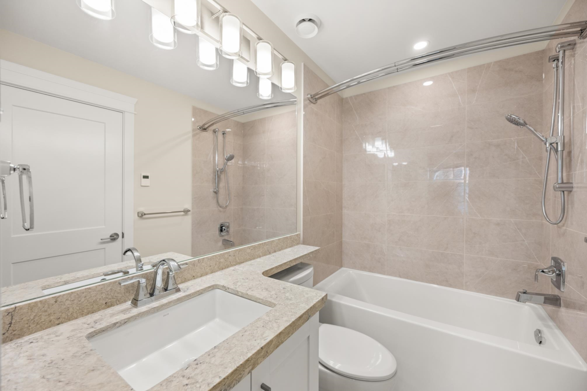 Powder Room Photo of 403 20926 83 Avenue Avenue, Langley, BC