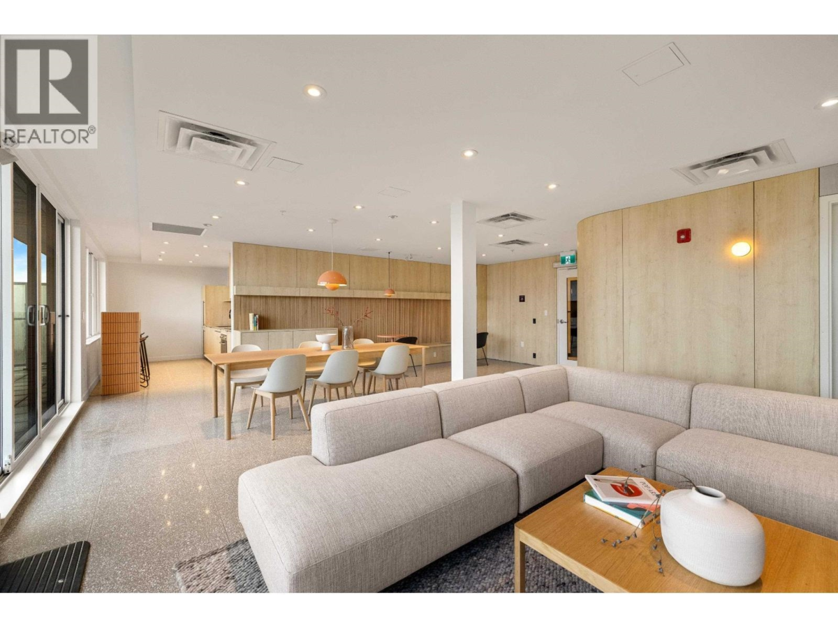 Breakfast Nook Photo of 306 2471 Saint George Street, Vancouver, BC