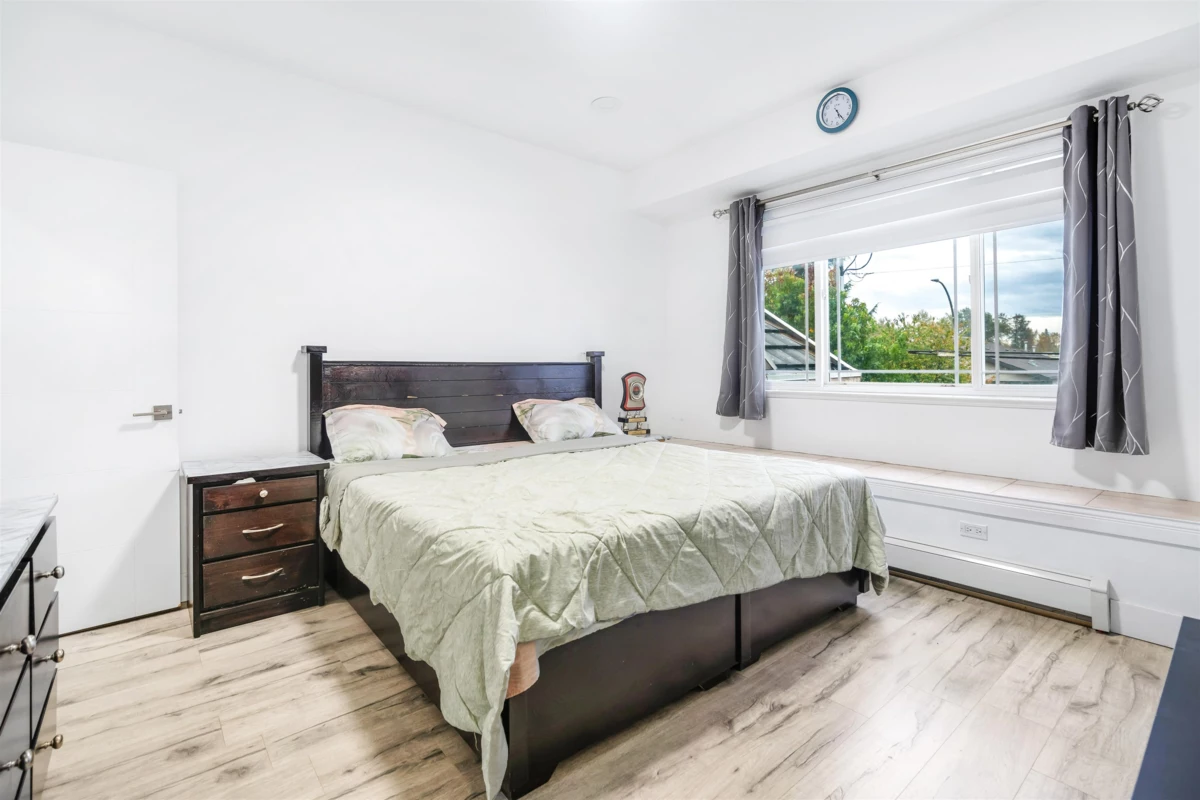 Hot Tub / Spa Photo of 15089 66a Avenue, Surrey, BC