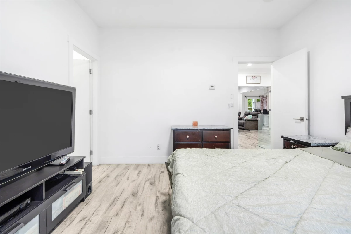 Outdoor Kitchen Photo of 15089 66a Avenue, Surrey, BC