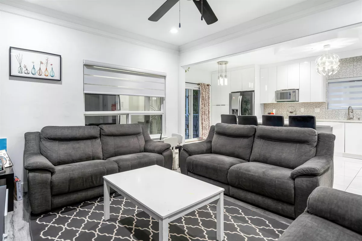 Primary Bedroom Photo of 15089 66a Avenue, Surrey, BC