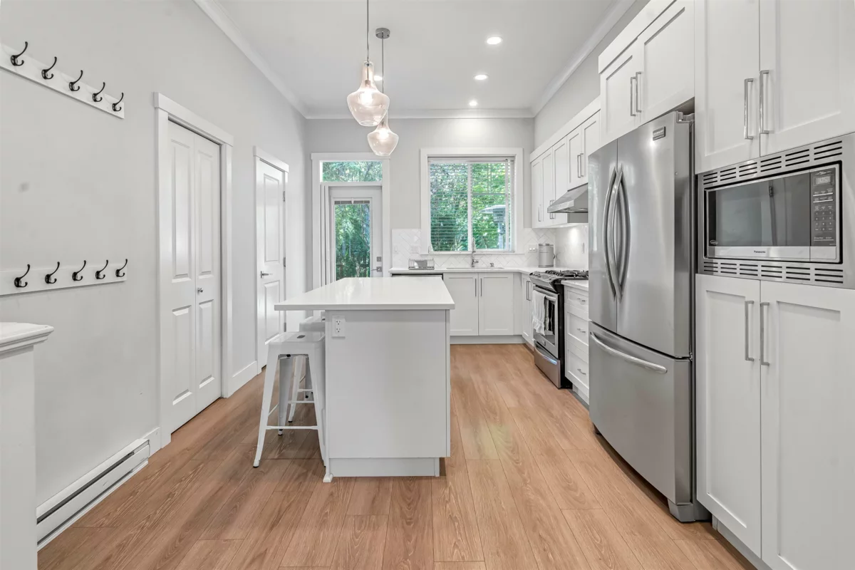 Family Room Photo of 50 2855 158 Street, Surrey, BC