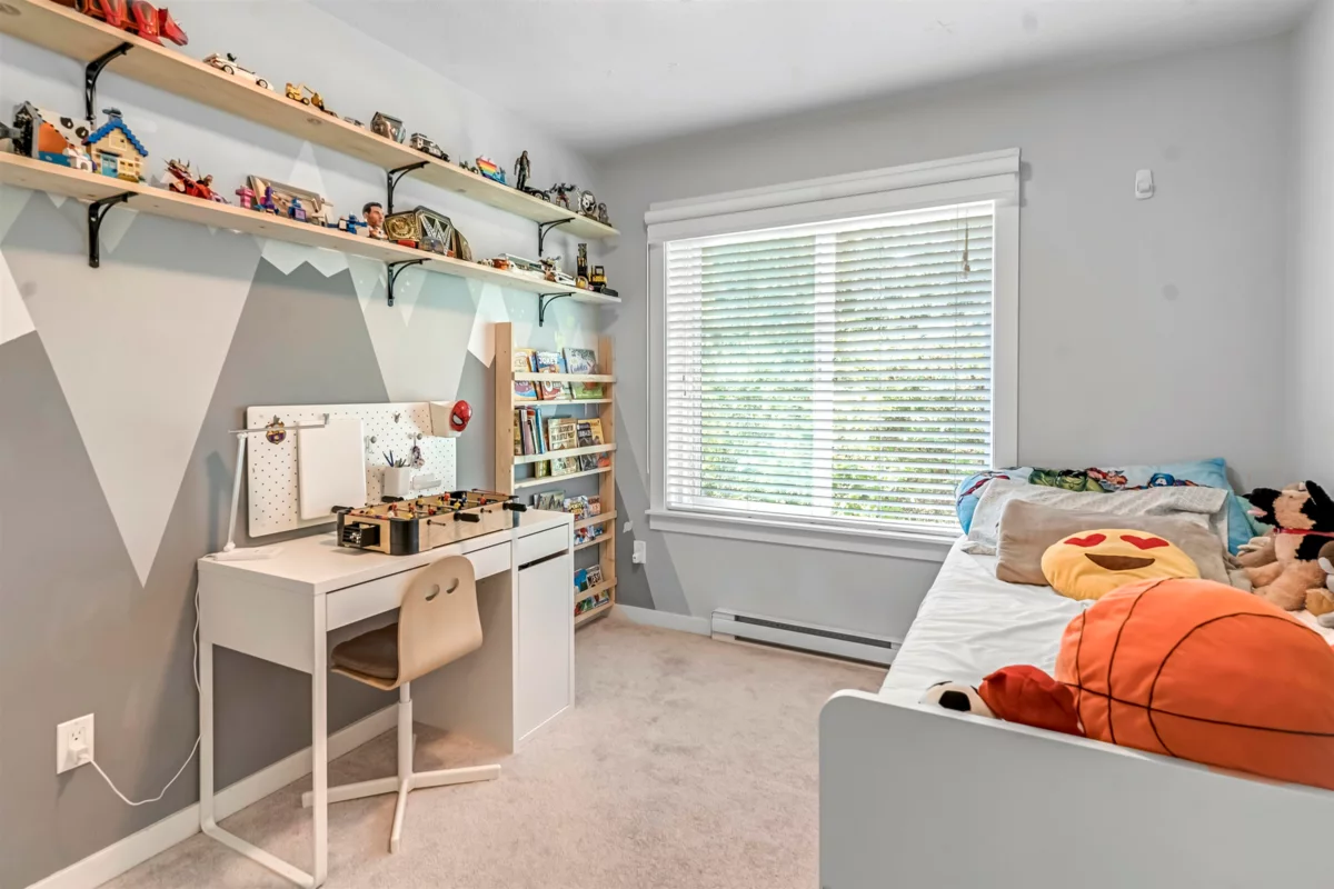 Powder Room Photo of 50 2855 158 Street, Surrey, BC