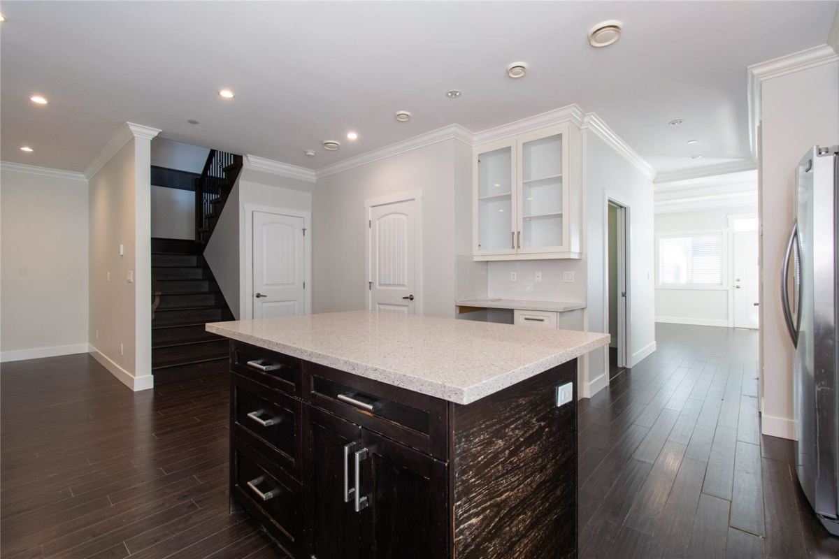 Kitchen Island Photo of 627 Thirteenth Street, New Westminster, BC