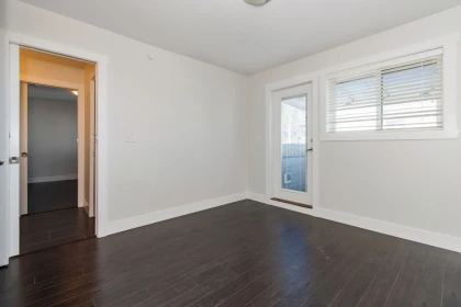 Laundry Room Photo of 627 Thirteenth Street, New Westminster, BC