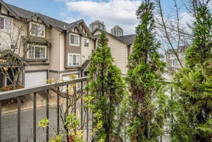 Kitchen Photo of 16 3379 Morrey Court, Burnaby, BC