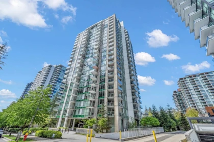 Garden / Landscaping Photo of 2303 3355 Binning Road, Vancouver, BC
