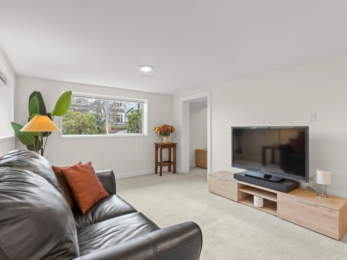 Outdoor Deck Photo of 829 E 14th Avenue, Vancouver, BC