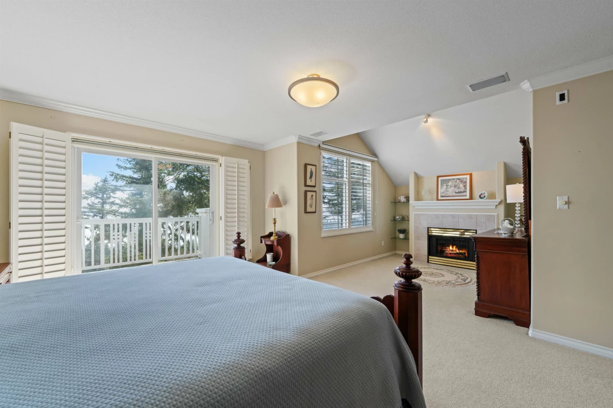 Bedroom 2 Photo of 4 5110 Alderfeild Place, West Vancouver, BC