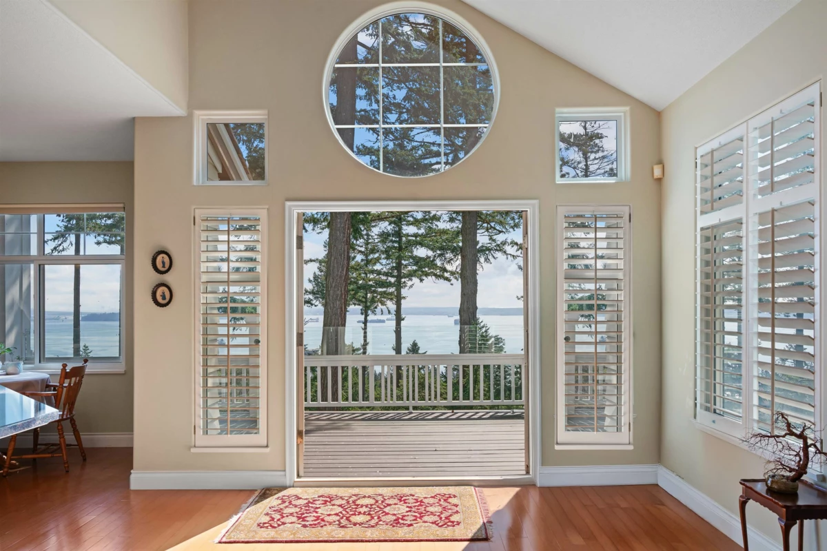 Family Room Photo of 4 5110 Alderfeild Place, West Vancouver, BC