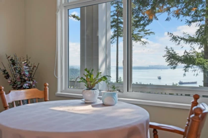 4 5110 Alderfeild Place, West Vancouver, BC