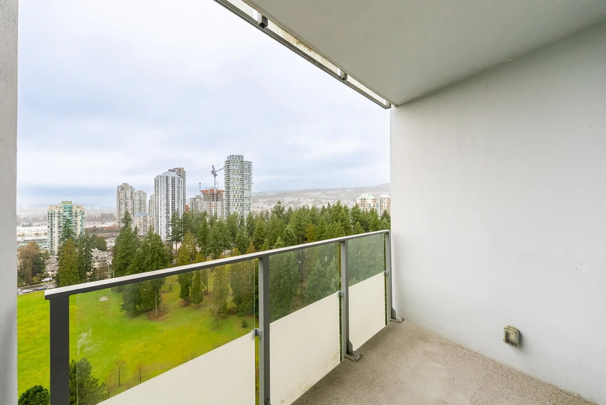 Powder Room Photo of 2207 3093 Windsor Gate, Coquitlam, BC