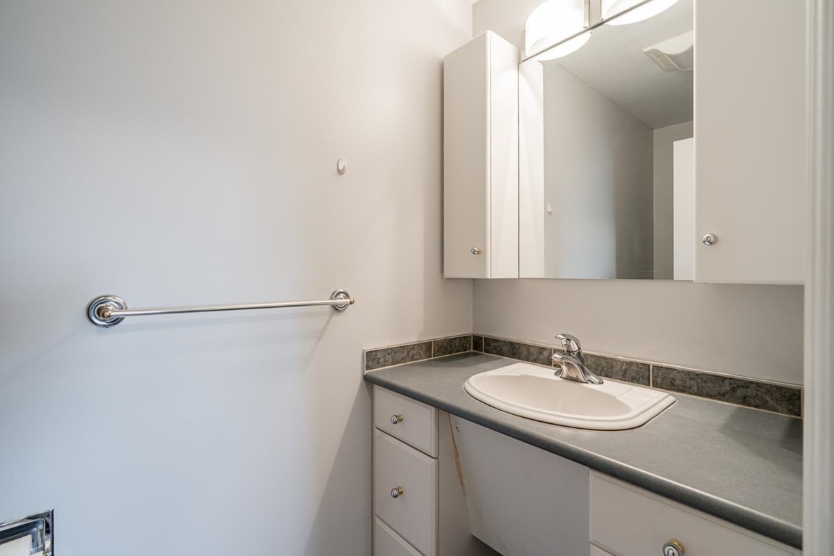 Bedroom 3 Photo of 318 3080 Lonsdale Avenue, North Vancouver, BC