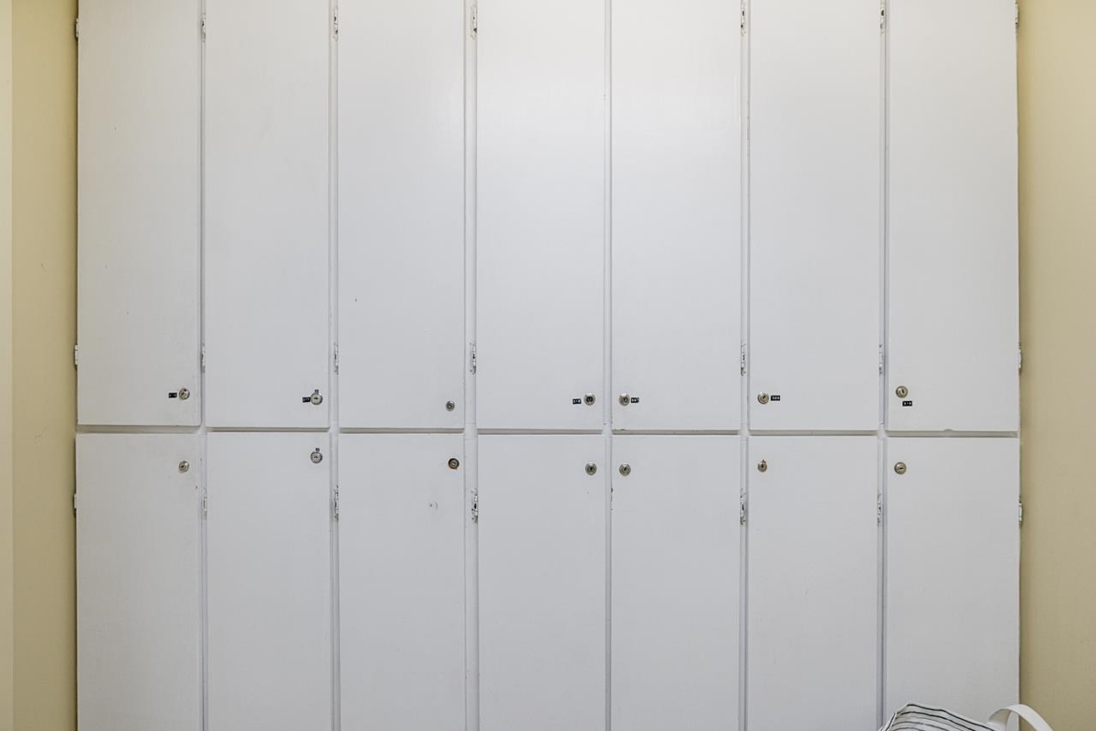 Entry Foyer Photo of 318 3080 Lonsdale Avenue, North Vancouver, BC