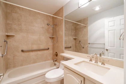 Guest Bathroom Photo of 318 3080 Lonsdale Avenue, North Vancouver, BC