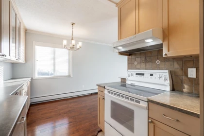 Primary Bedroom Photo of 318 3080 Lonsdale Avenue, North Vancouver, BC