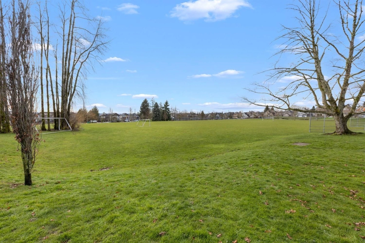 Backyard Photo of 63 19913 70 Avenue, Langley, BC