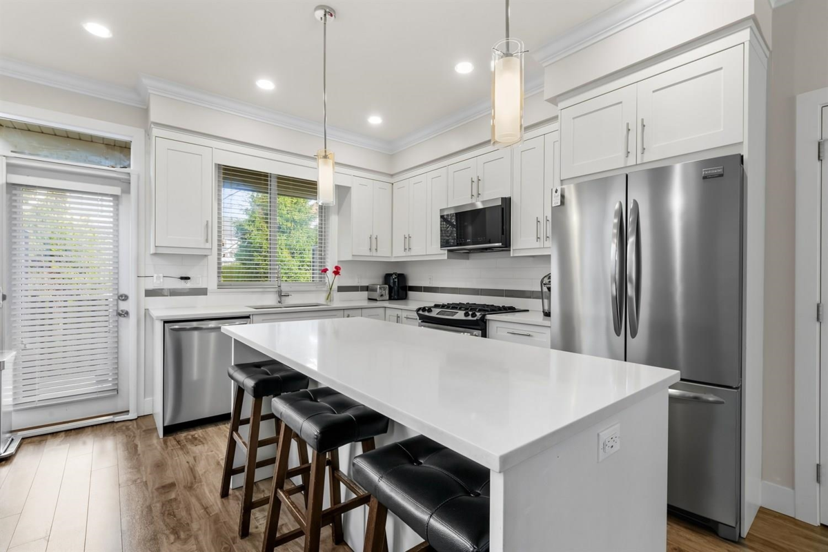 Breakfast Nook Photo of 63 19913 70 Avenue, Langley, BC